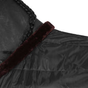 EQUITHÈME Stable Rug Teddy 200g Black/Brown EQUITHÈME Stable Rug Teddy 200g Black/Brown