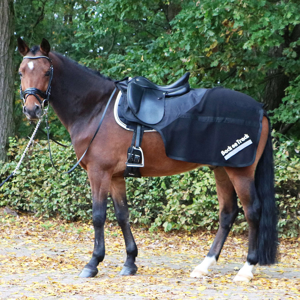 Back on Track Uitrijdeken Supreme Black