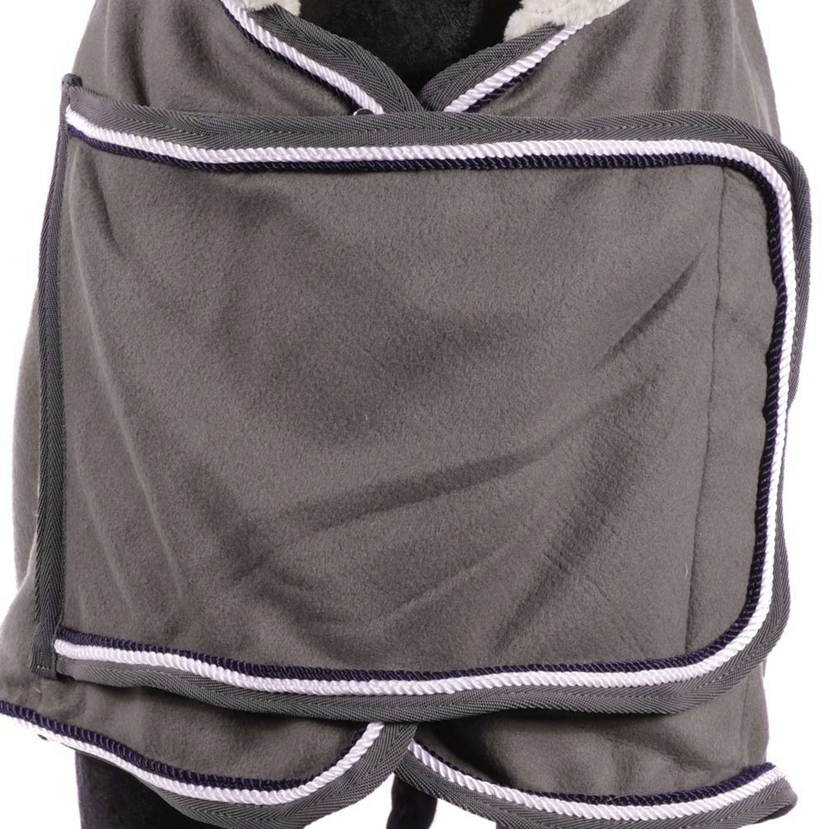 HB Showtime Show Rug Fleece 400gr Dutch Crown Grey HB Showtime Show Rug Fleece 400gr Dutch Crown Grey