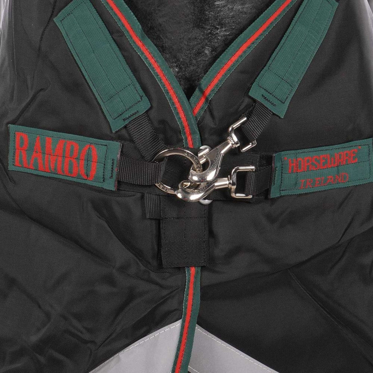 Rambo Original Turnout Med L/A 200g Black/Green/Red