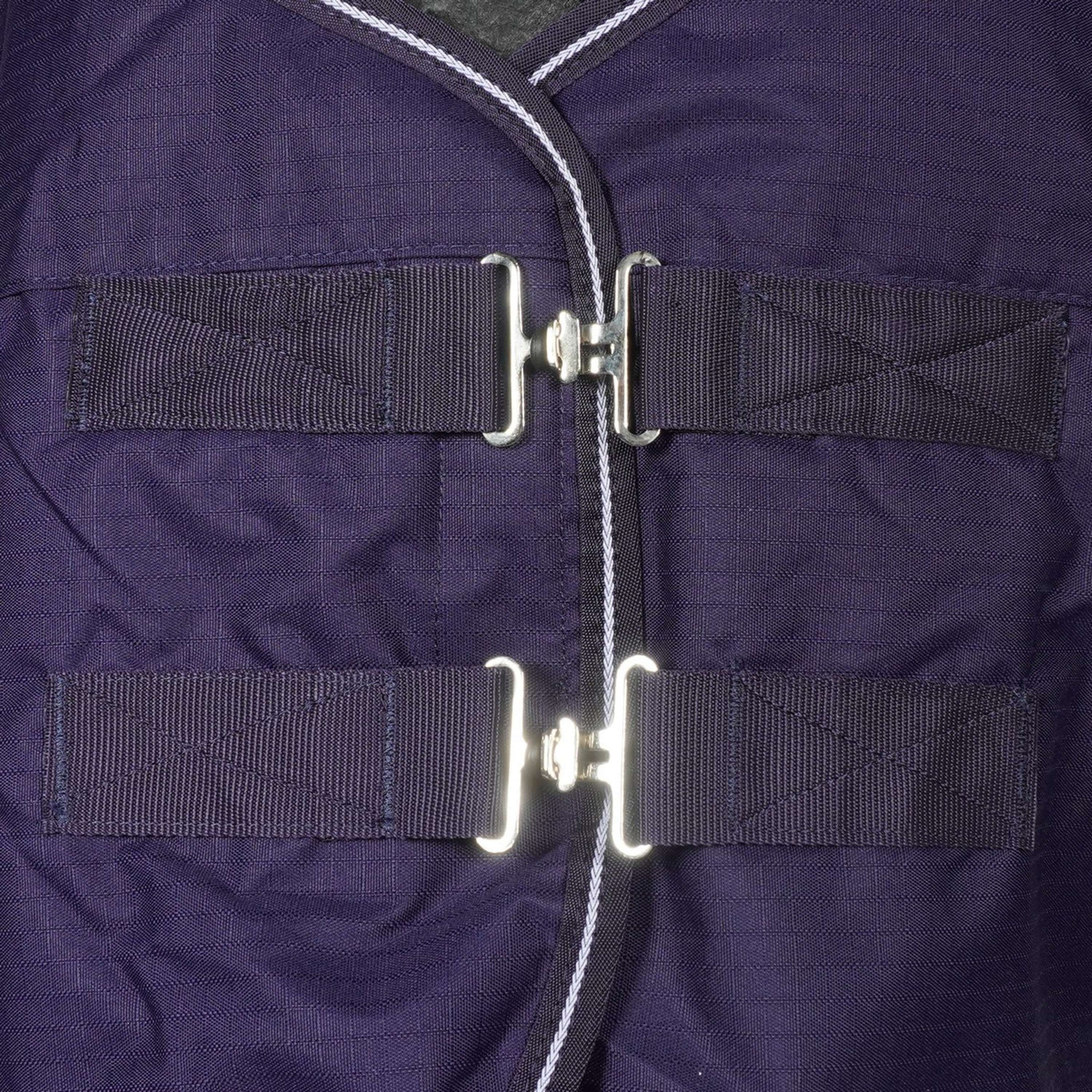 Saxon Rug Defiant 600D Combo Neck Heavy 300g Navy/White Saxon Rug Defiant 600D Combo Neck Heavy 300g Navy/White