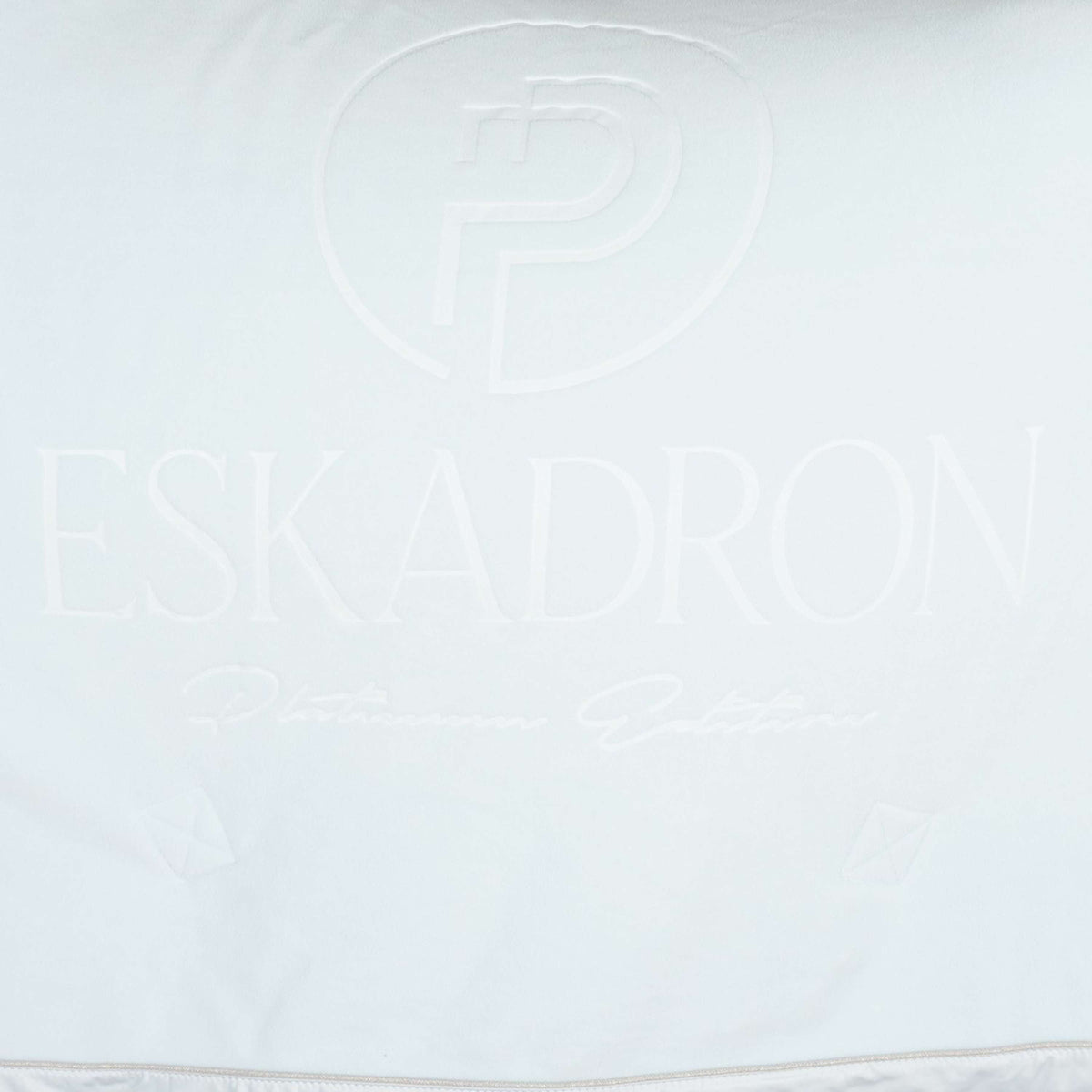 Eskadron Platinum Sweat Rug Fleece Stamp Powder Blue