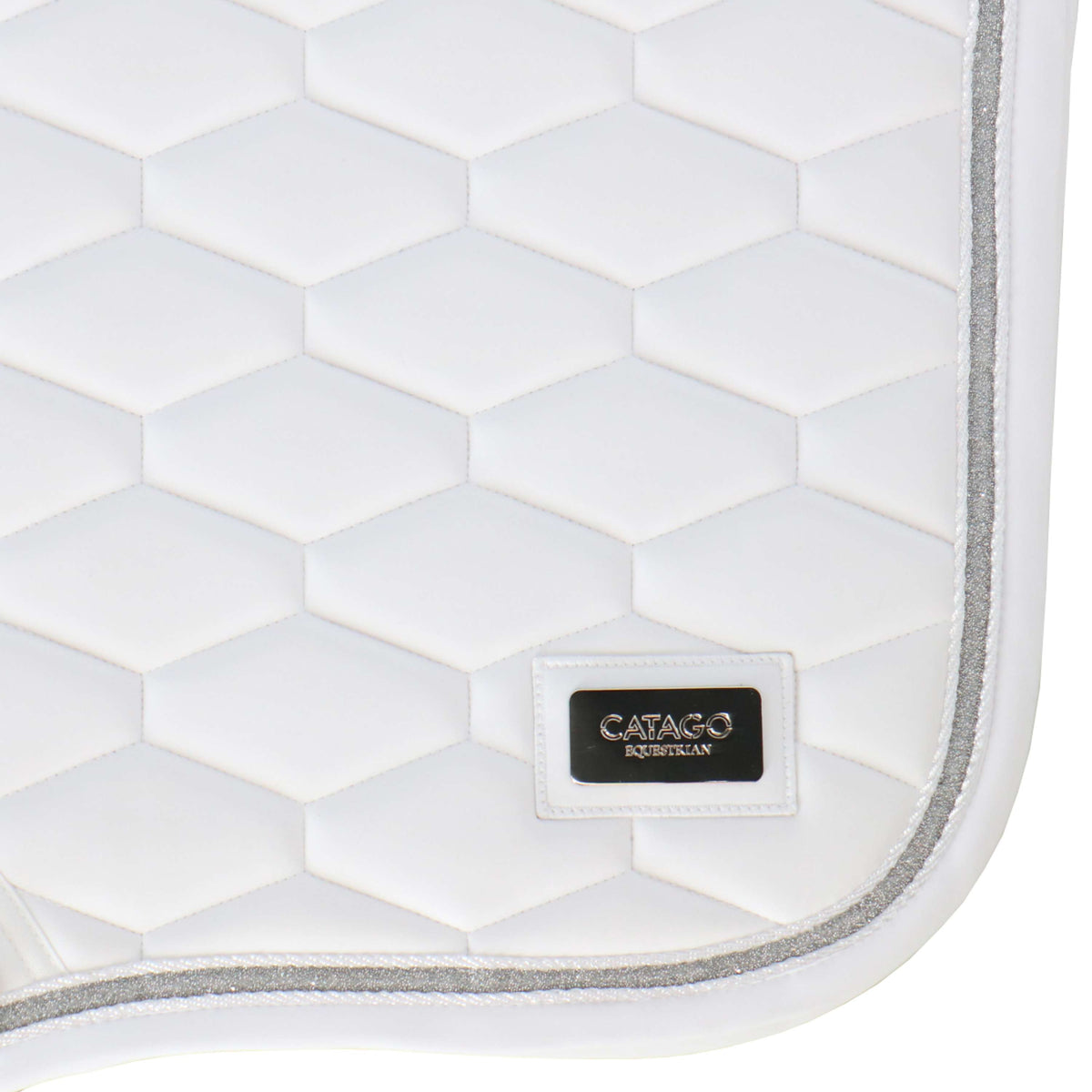 Catago Saddlepad Naomi Jumping White