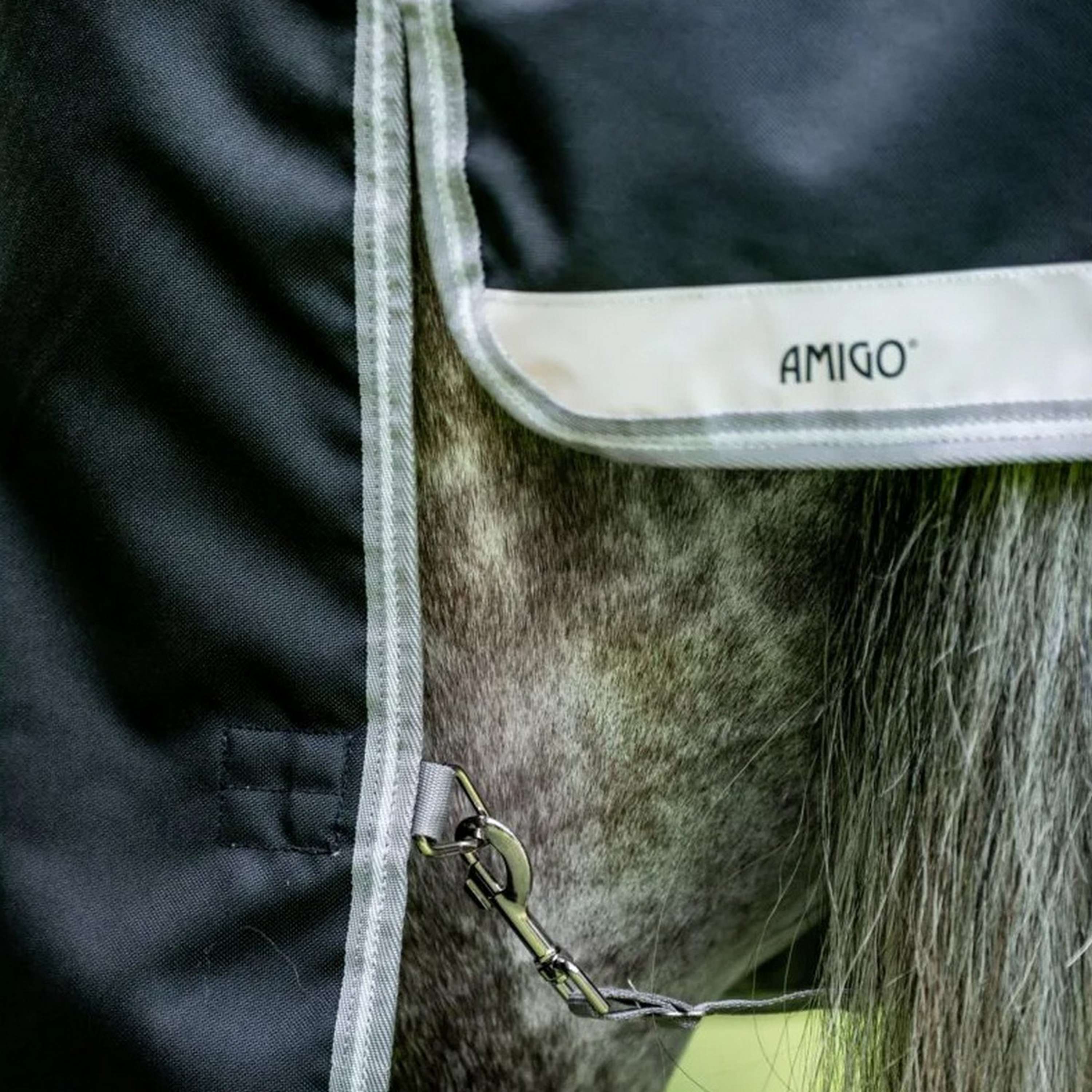 Amigo Bravo 12XL Original Turnout Lite 0g Black/Titanium Grey