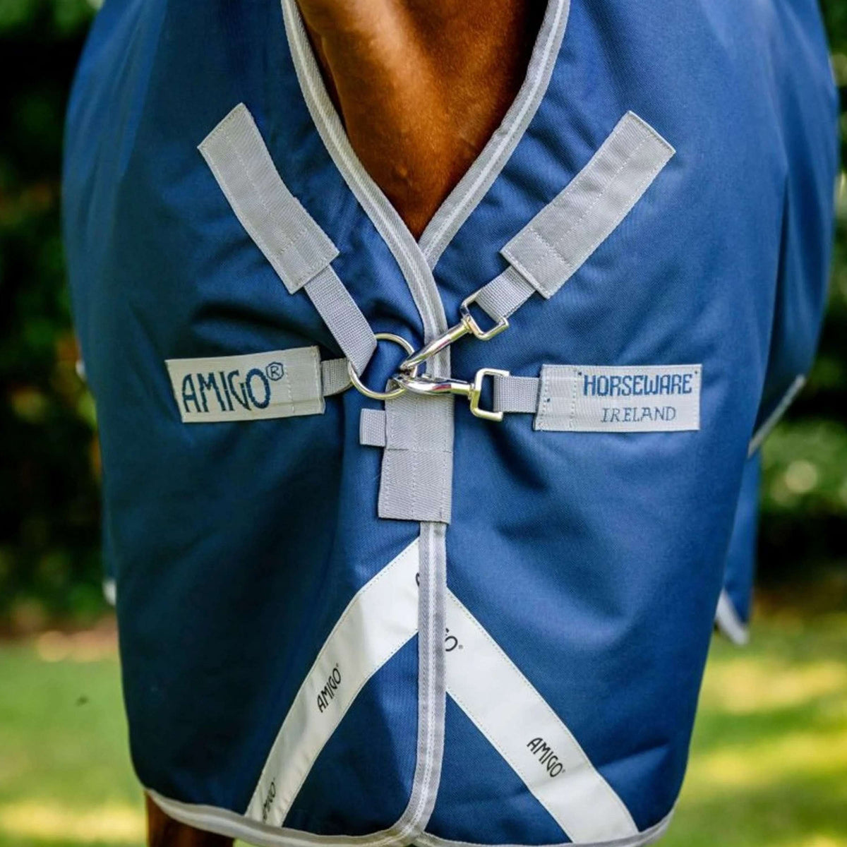 Amigo Wug Turnout 1200D 50g Navy/Titanium Grey/Silver