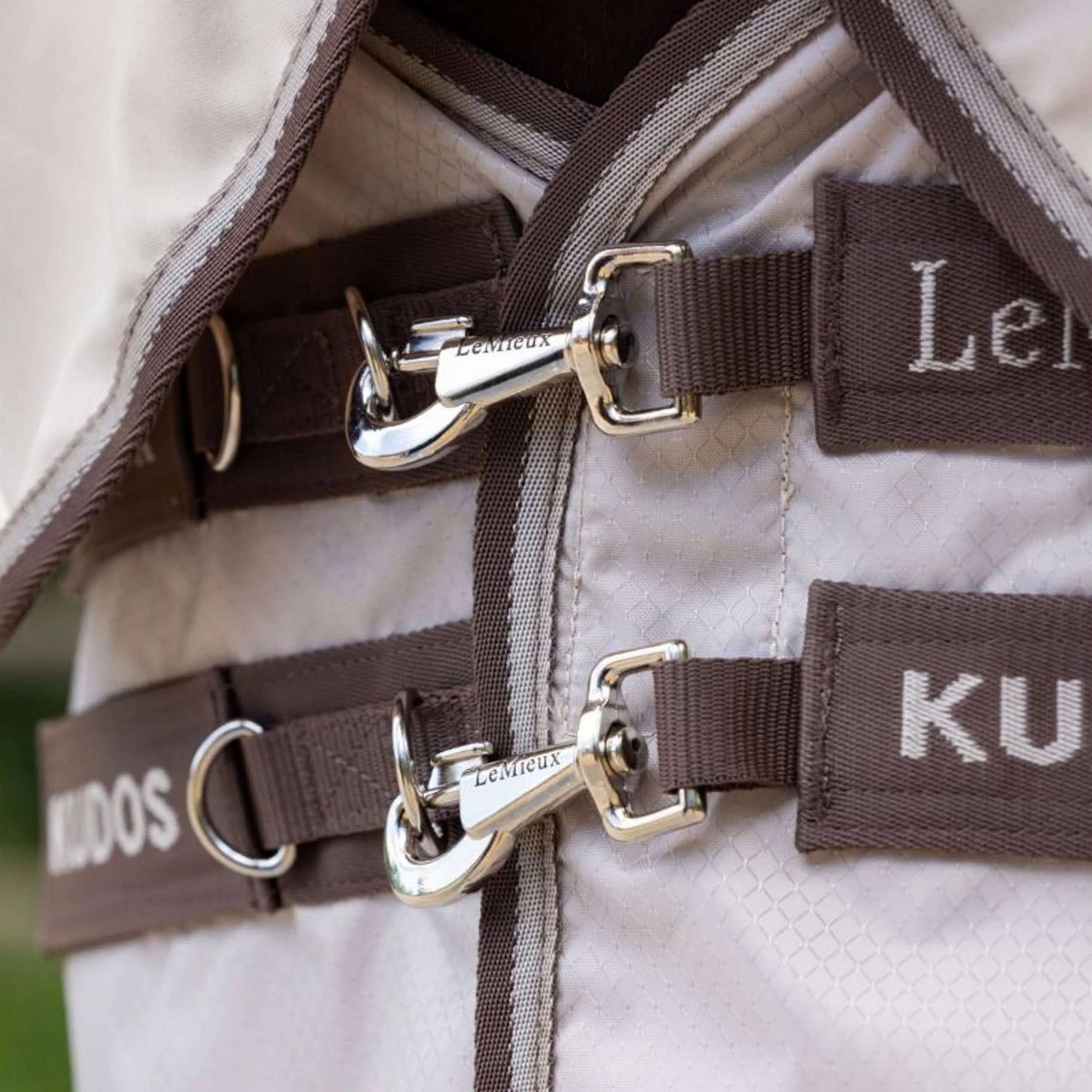 LeMieux Eczema Rug Kudos Shower Pro Sweet Itch Stone