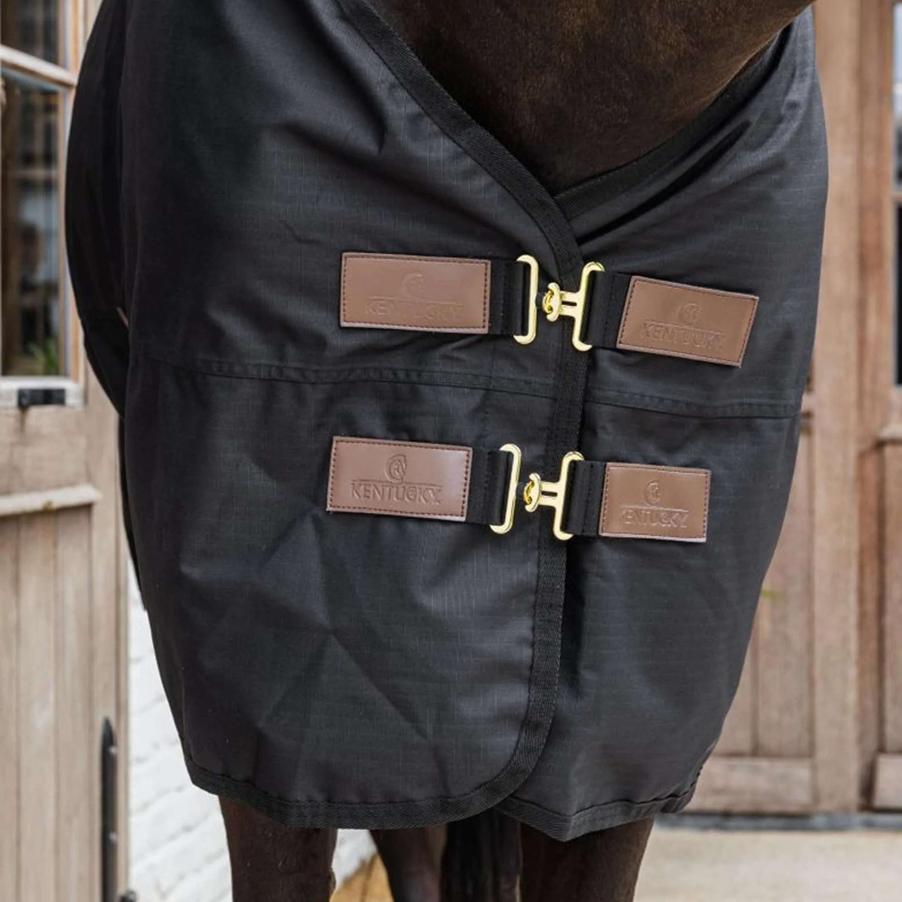 Kentucky Turnout Rug All Weather Waterproof Classic 300g Black