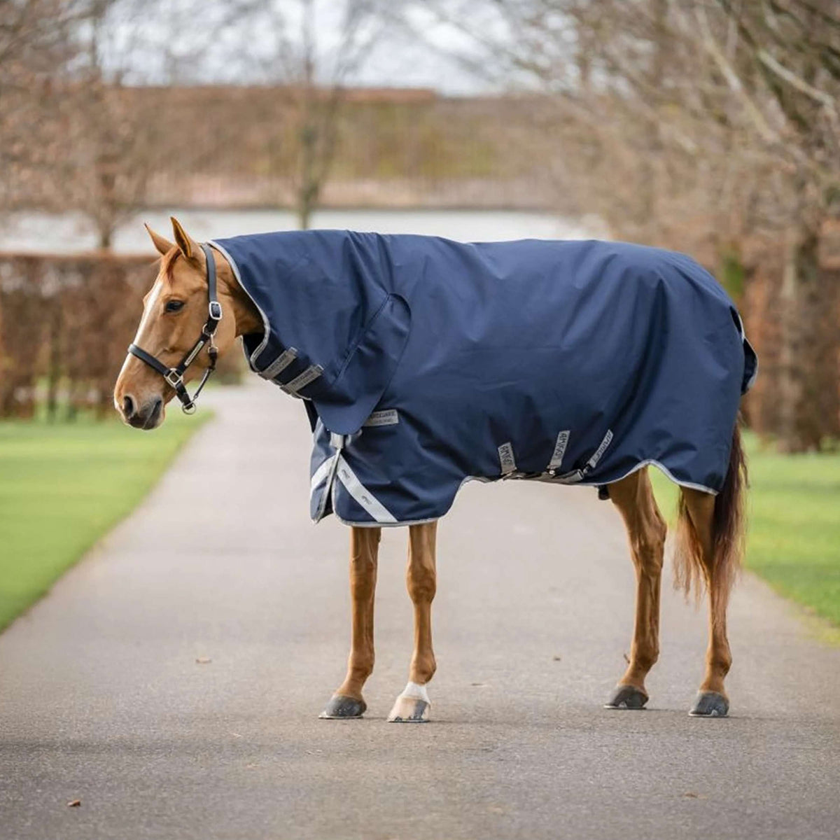 Amigo Turnout Rug Integrated 1200D 250g Navy/Titanium Grey/Silver