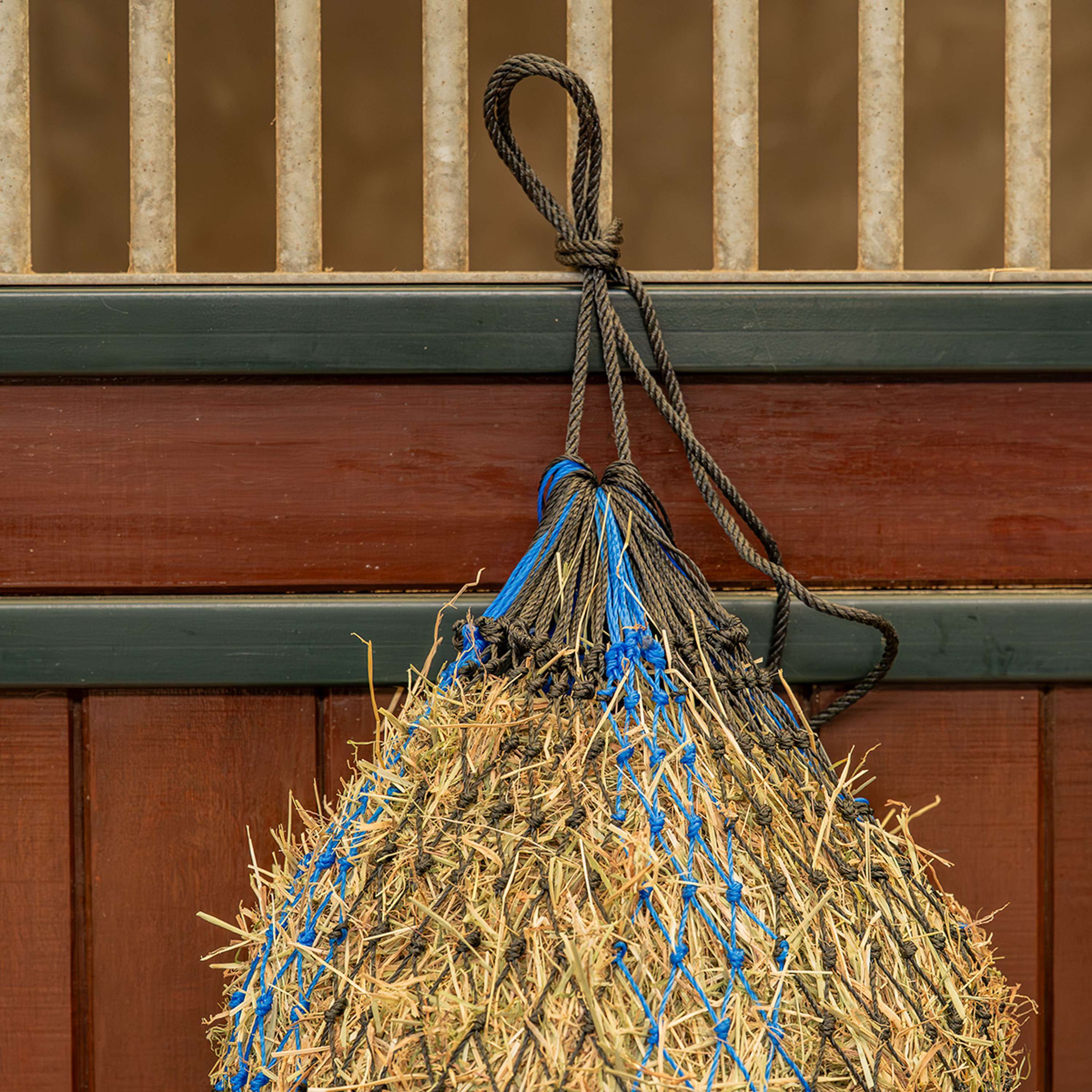 Agradi Horse Hay Net Deluxe Mesh 4,5x4,5cm Black/Blue