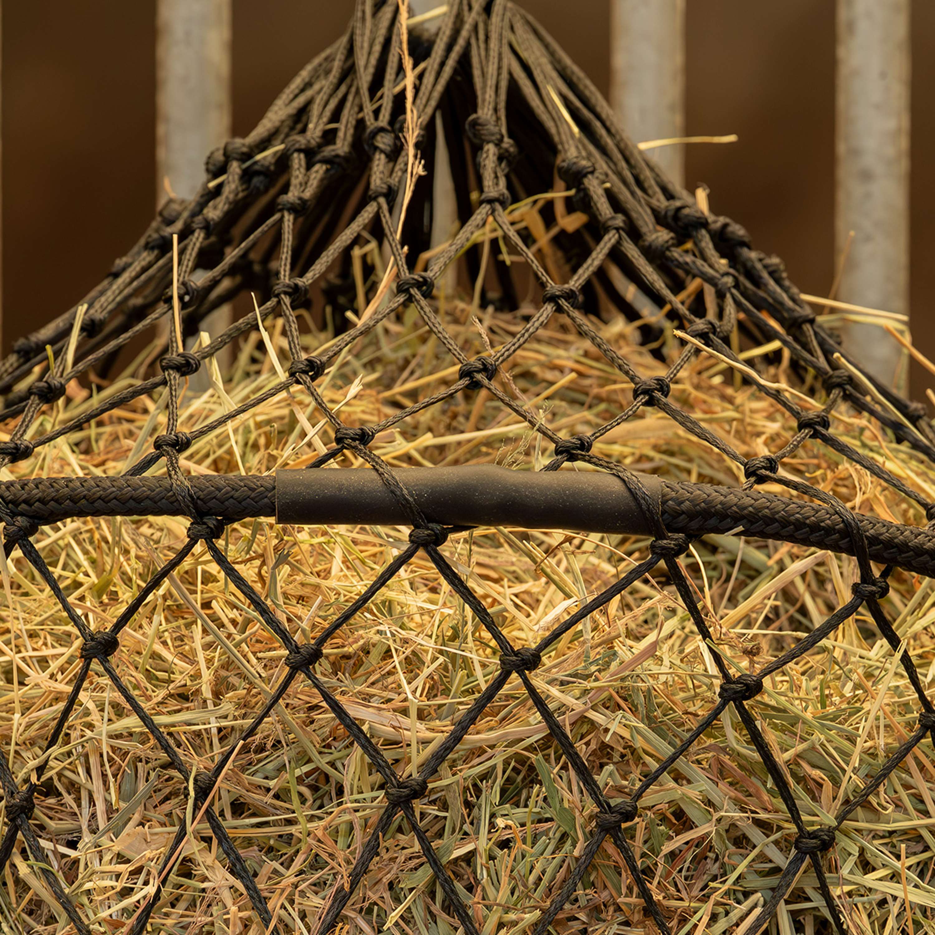 Agradi Horse Hay Net Easy Fill Mesh 5x5cm Black