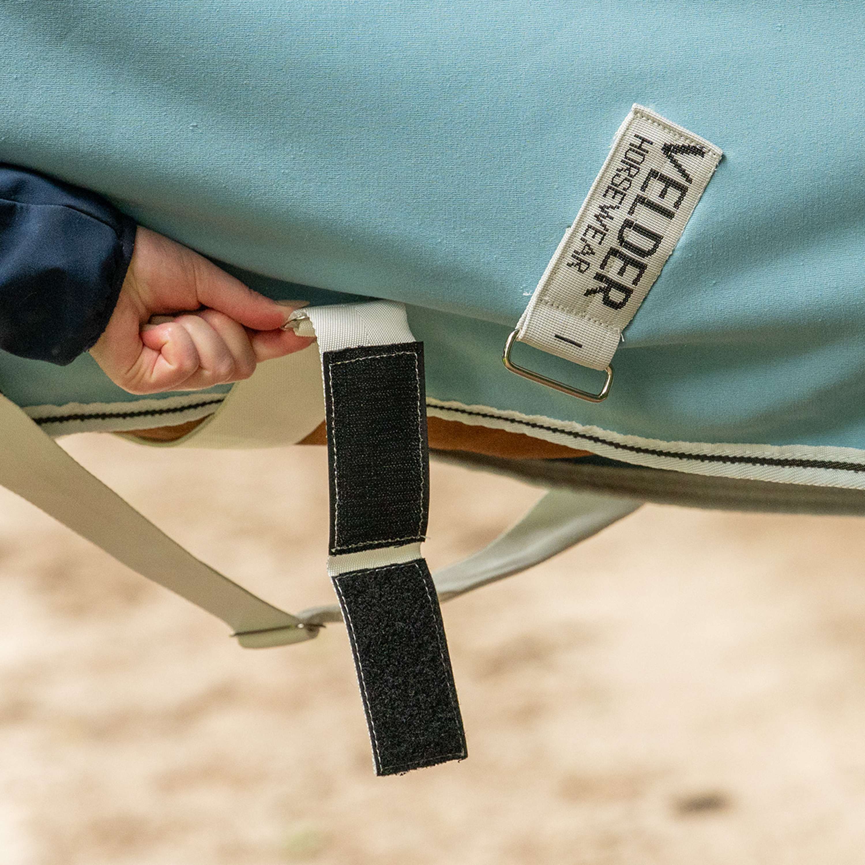 Velder Horsewear Essentials Cooler Rug Aqua blue