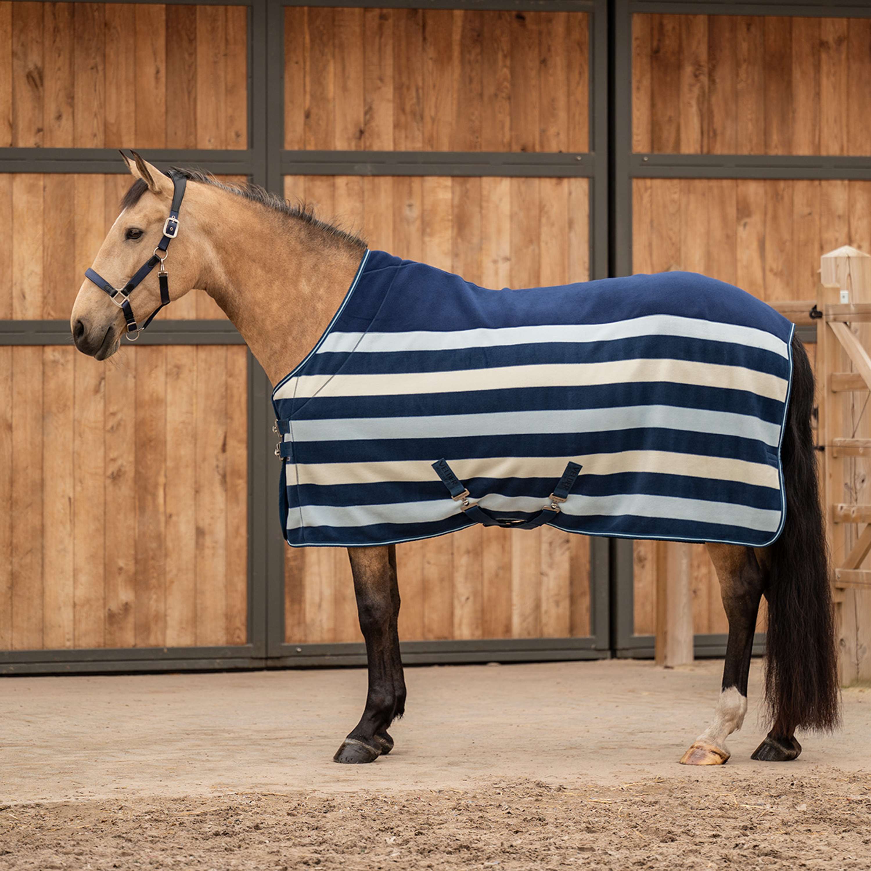 Velder Horsewear Premium Deluxe Fleece Cooler Rug Navy