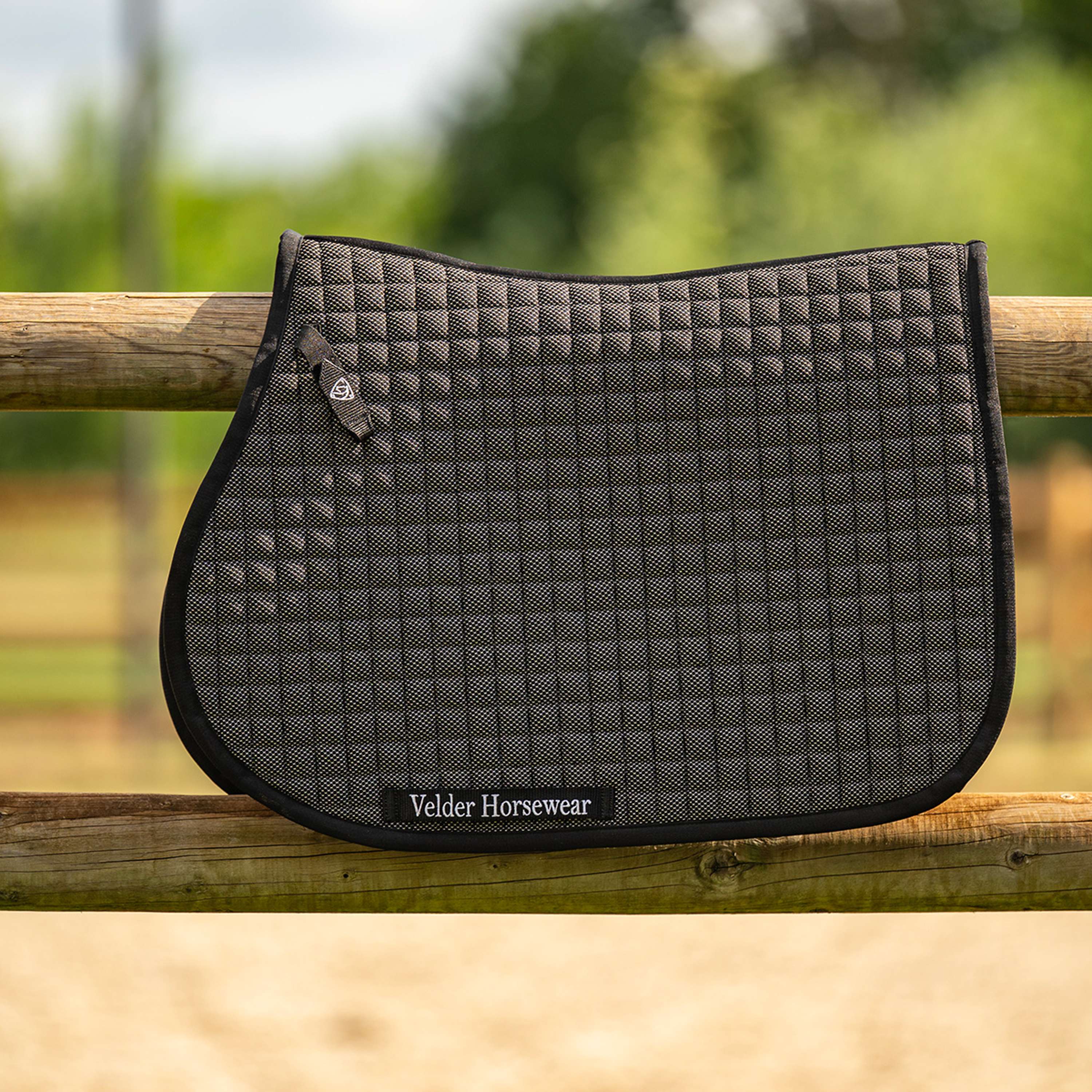 Velder Horsewear Premium Saddlepad Bamboo Jumping Black