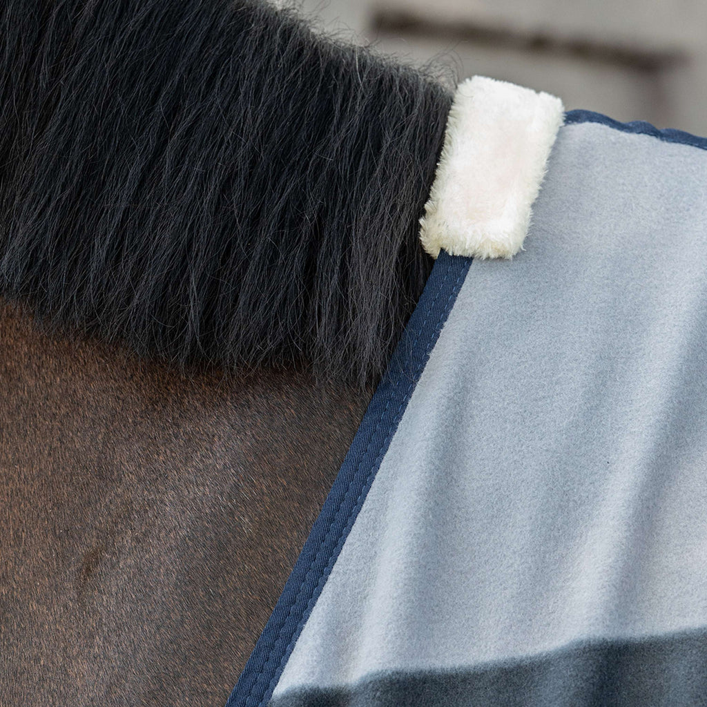 Velder Horsewear Essentials Fleece Rug Polar Stripes Grey/Bordeaux
