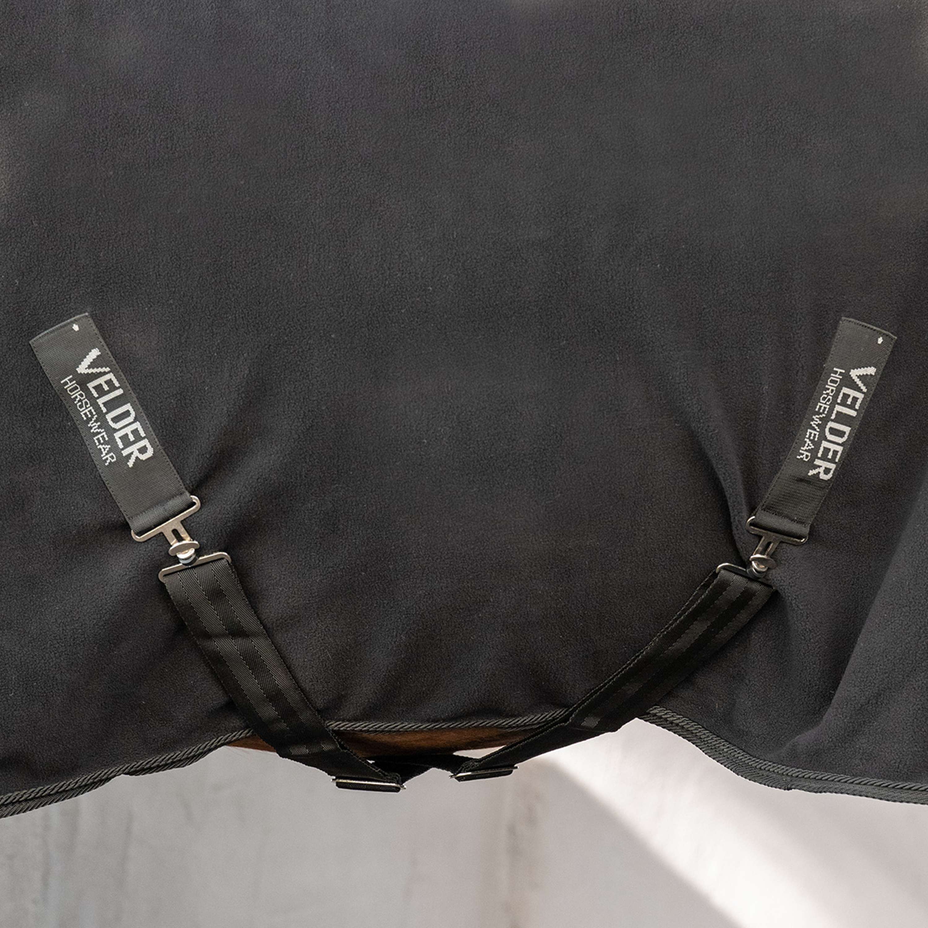 Velder Horsewear Essentials Fleece Rug Comfy Black
