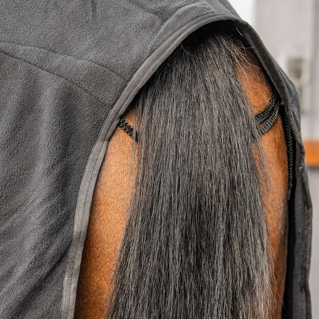Velder Horsewear Essentials Fleece Rug Comfy with a Hood Black