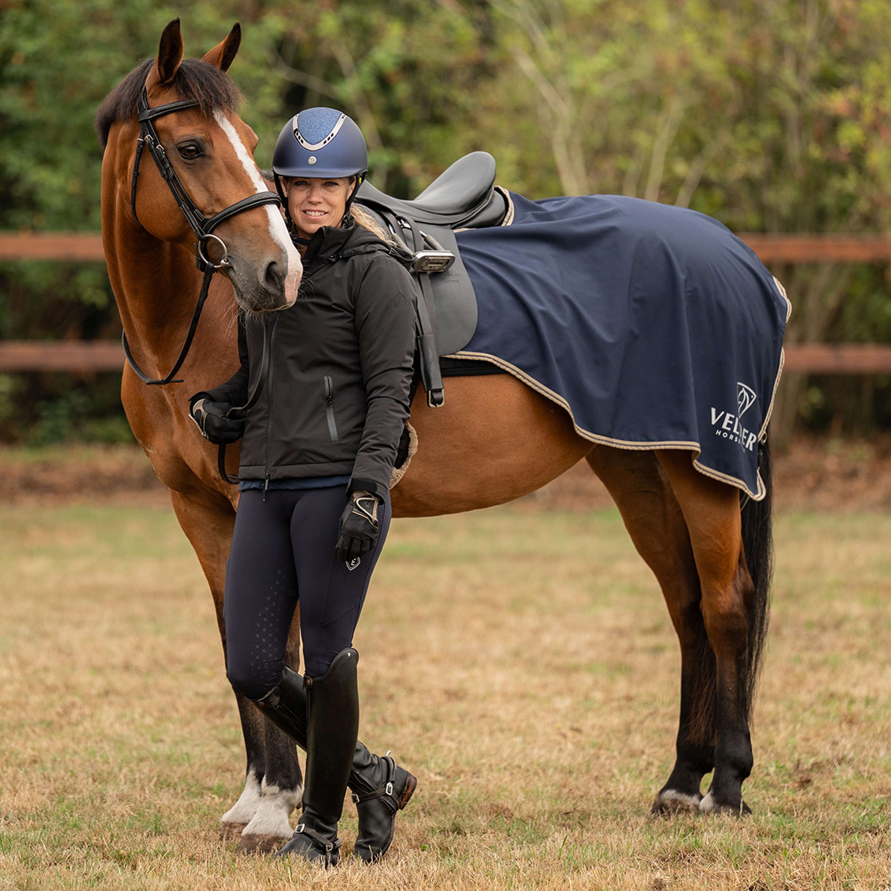 Velder Horsewear Essentials Exercise Rug Navy/Dune