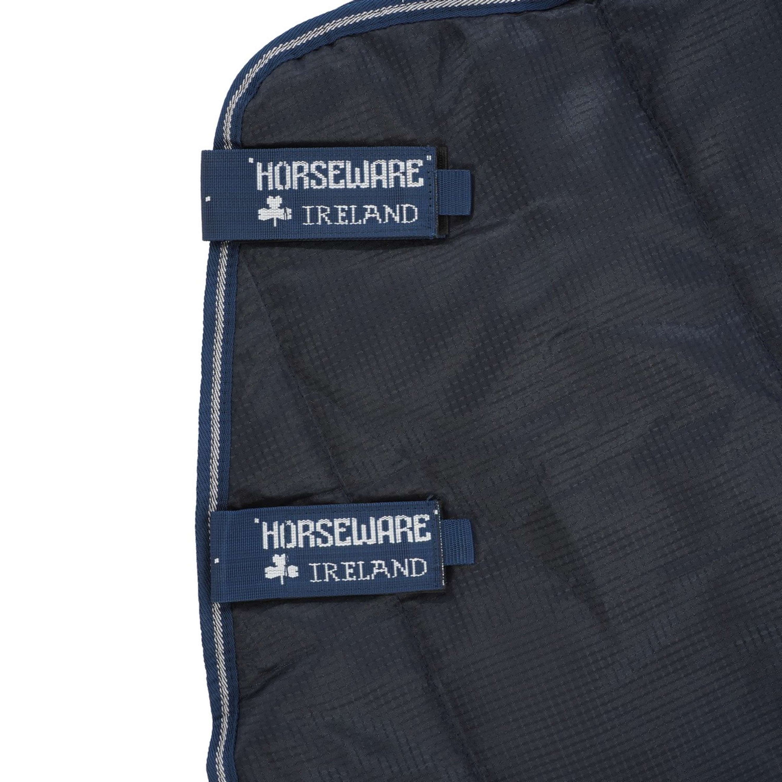 Amigo Isolator Hood Medium 150g Navy White