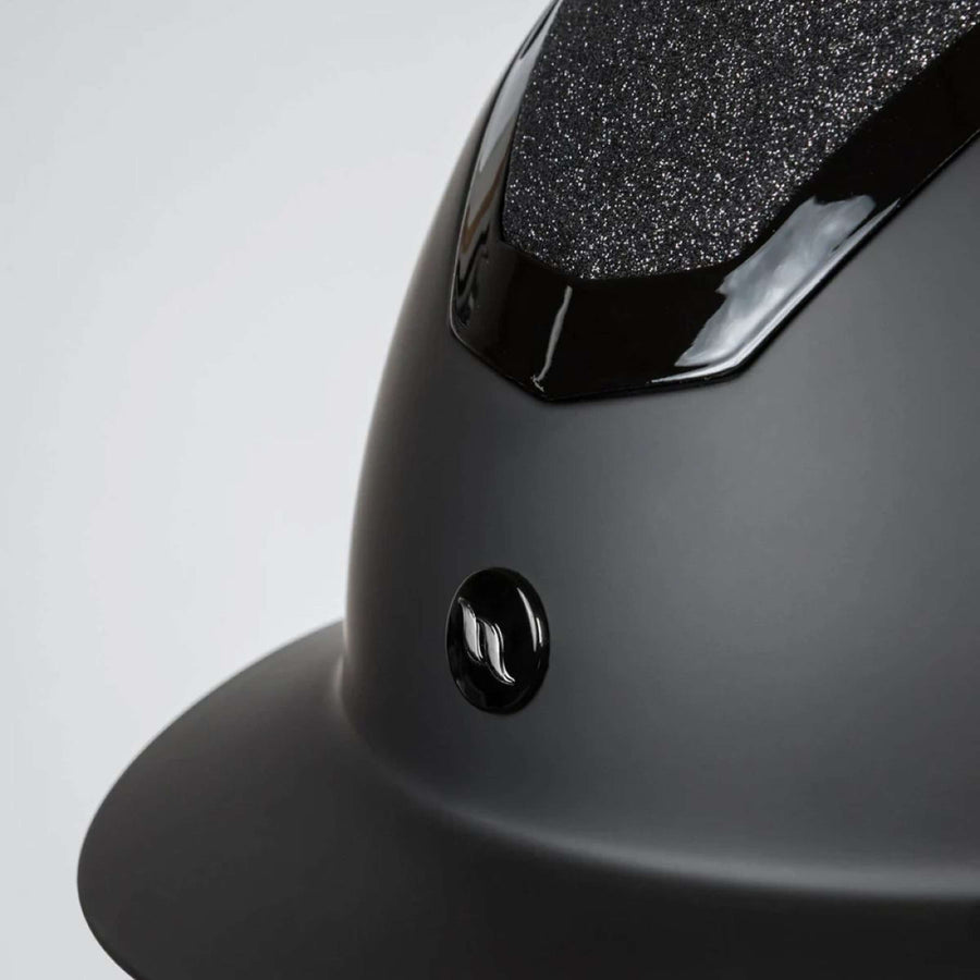 Back on Track Cap Caracas Mips Black