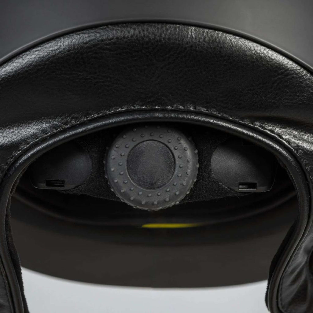 Back on Track Cap Caracas Mips Black
