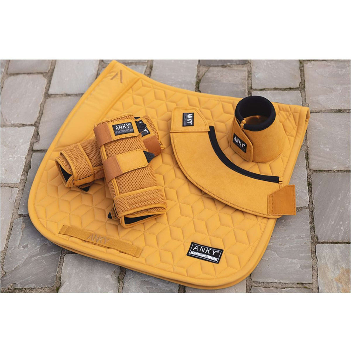 ANKY Saddlepad Nylon XB242114 Dressage Spruce Yellow