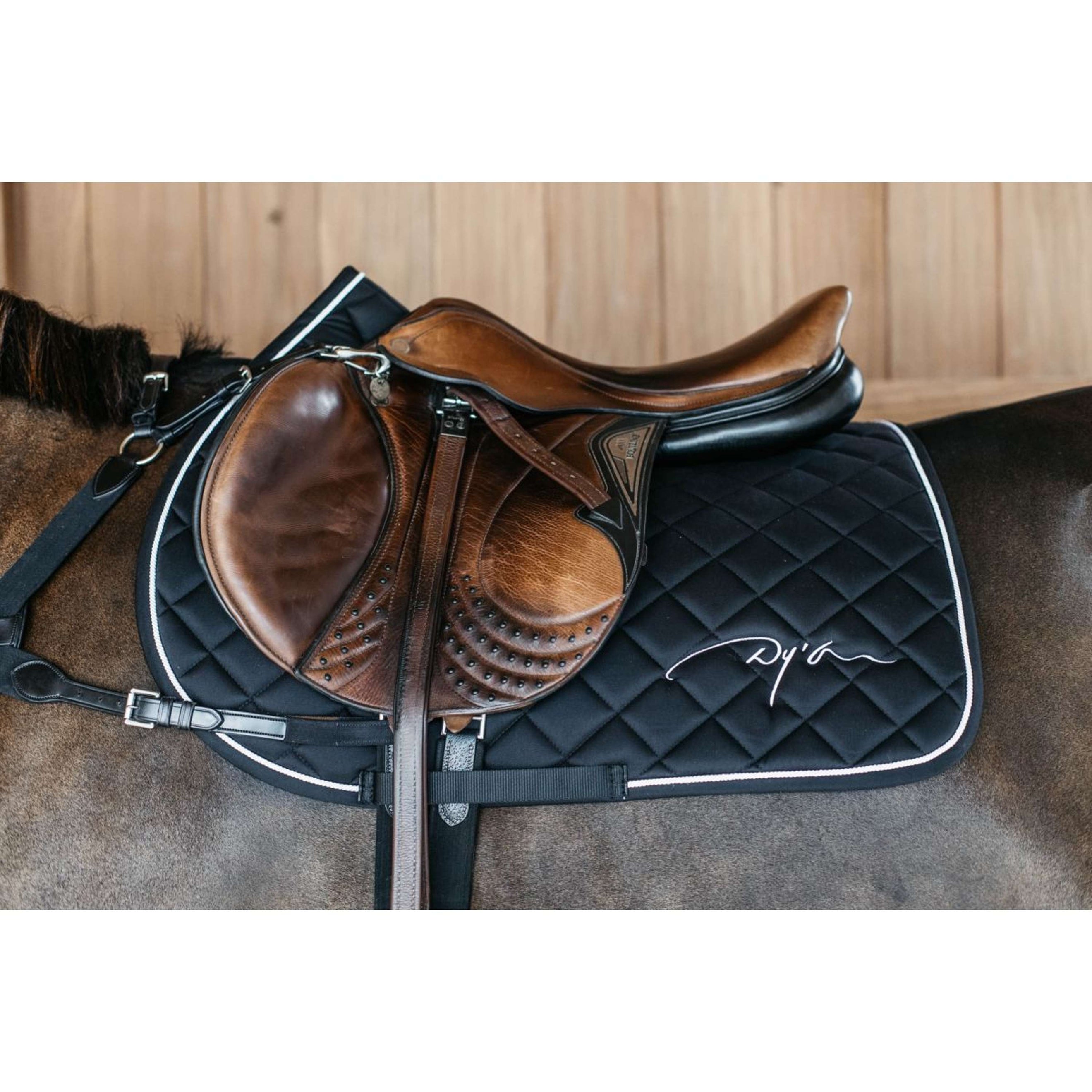 Dyon Saddlepad Diamond Jumping Black