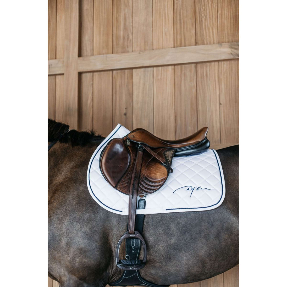 Dyon Saddlepad Diamond Jumping White