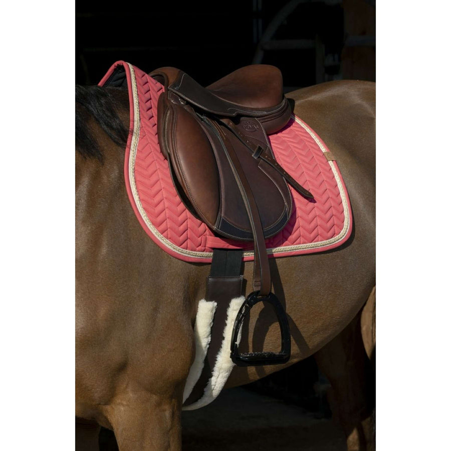EQUITHÈME Saddlepad Softy Jumping Raspberry