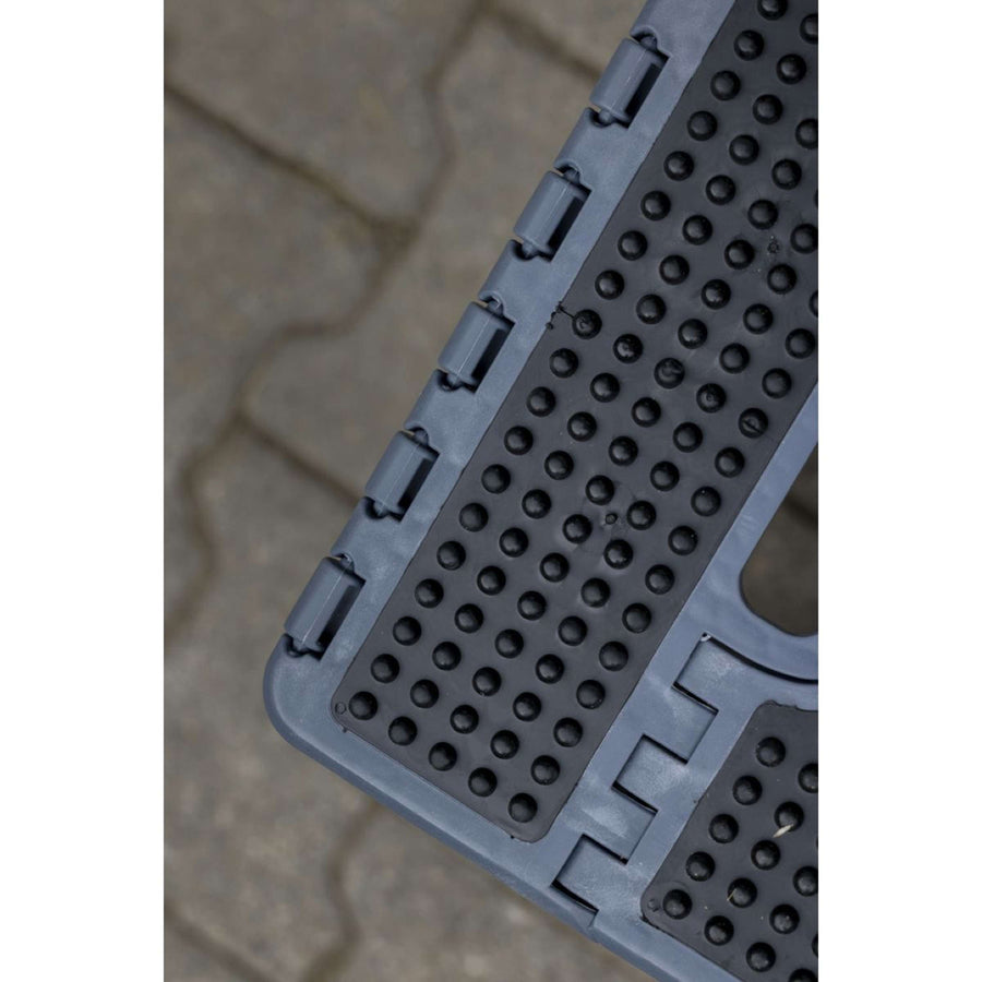 Hippotonic Step Grip Foldable Grey
