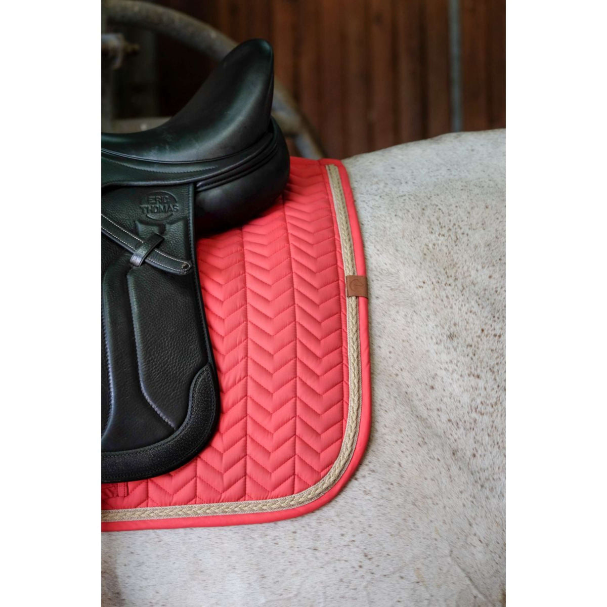 EQUITHÈME Saddlepad Softy Dressage Raspberry