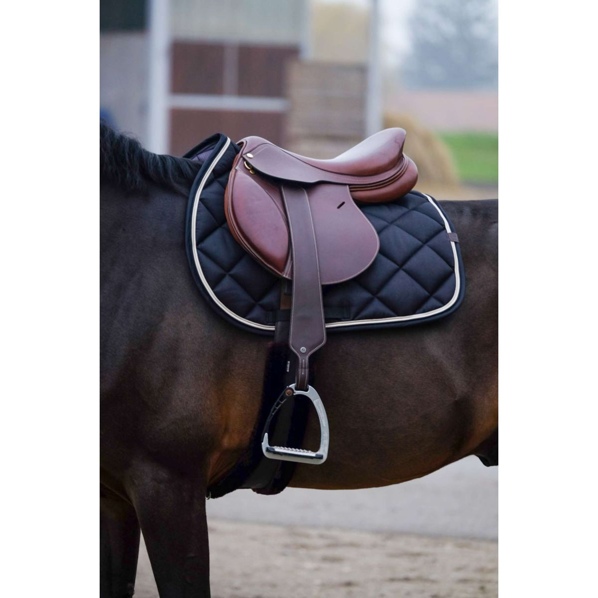 EQUITHÈME Saddlepad Classic Jumping Black