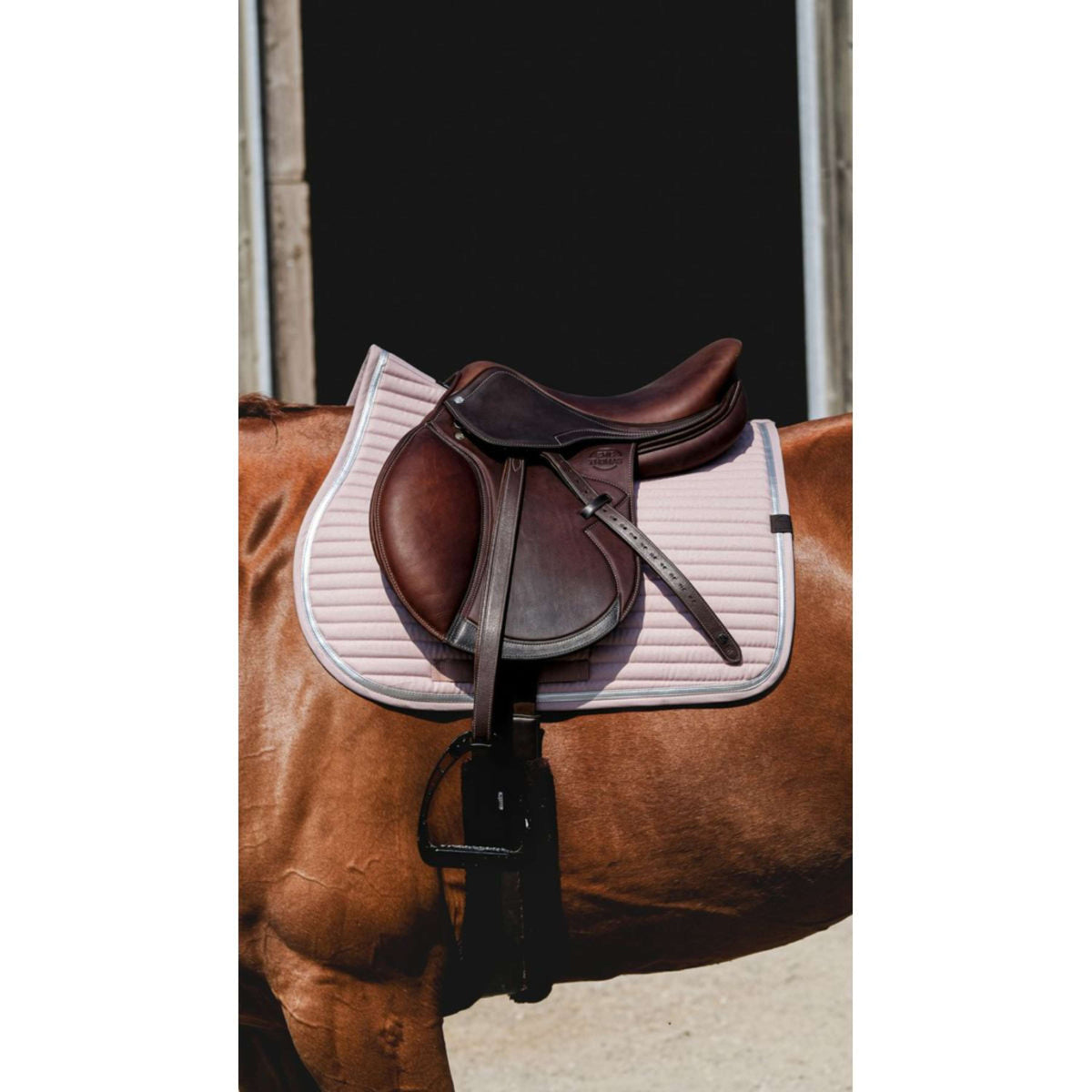 EQUITHÈME Saddlepad Spring Jumping Lightpink