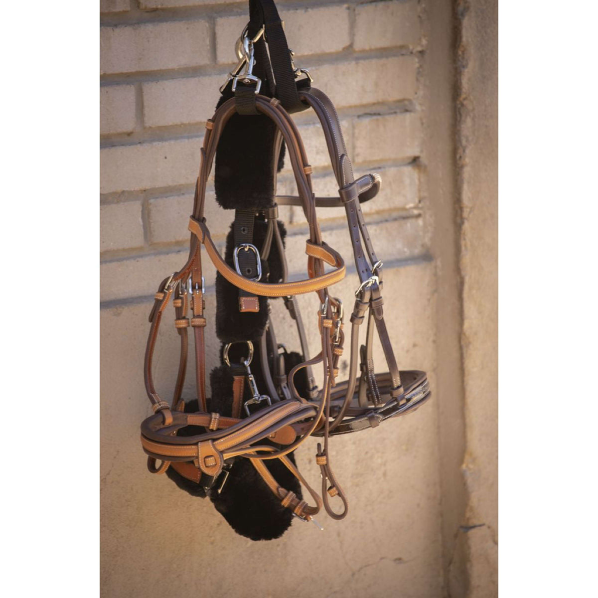 Paddock Bridle Hanger Black