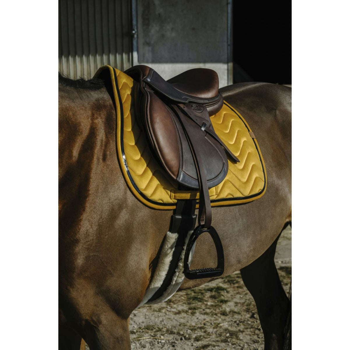 EQUITHÈME Saddlepad Glossy General Purpose Yellow