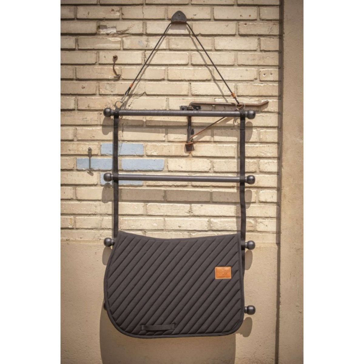 Paddock Saddlepad Diagonal Jumping Black