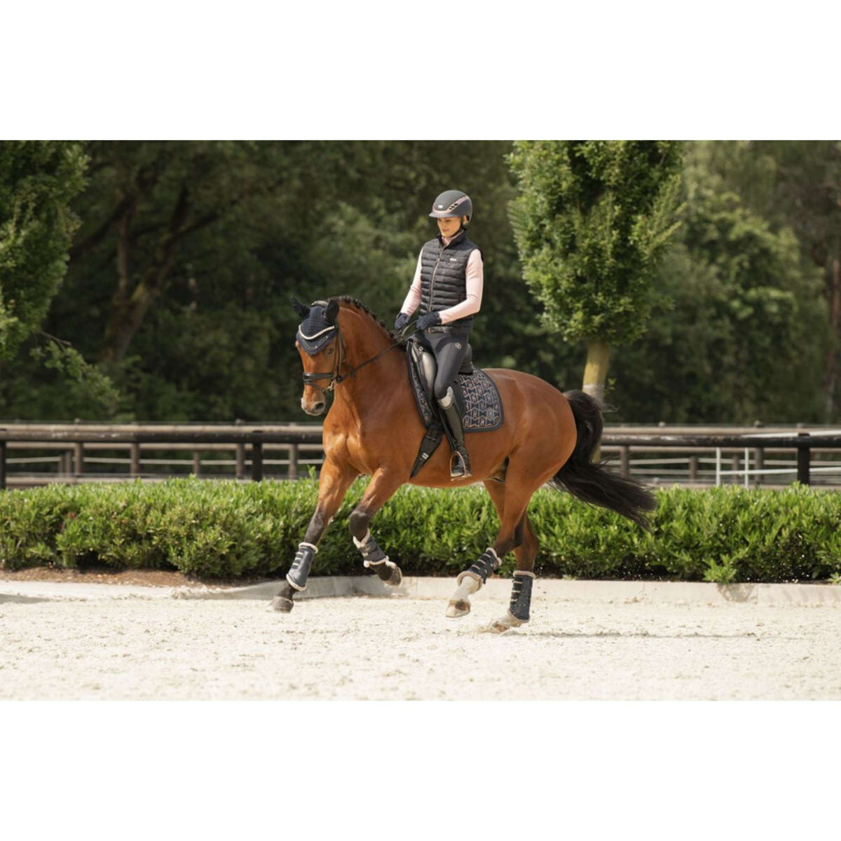 Eskadron Saddlepad Heritage Glossy Dressage Navy