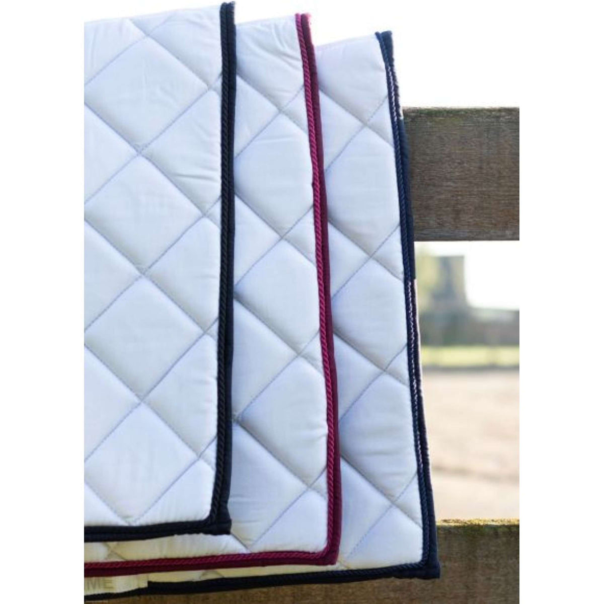 HB Saddlepad Showtime Dressage White/Black