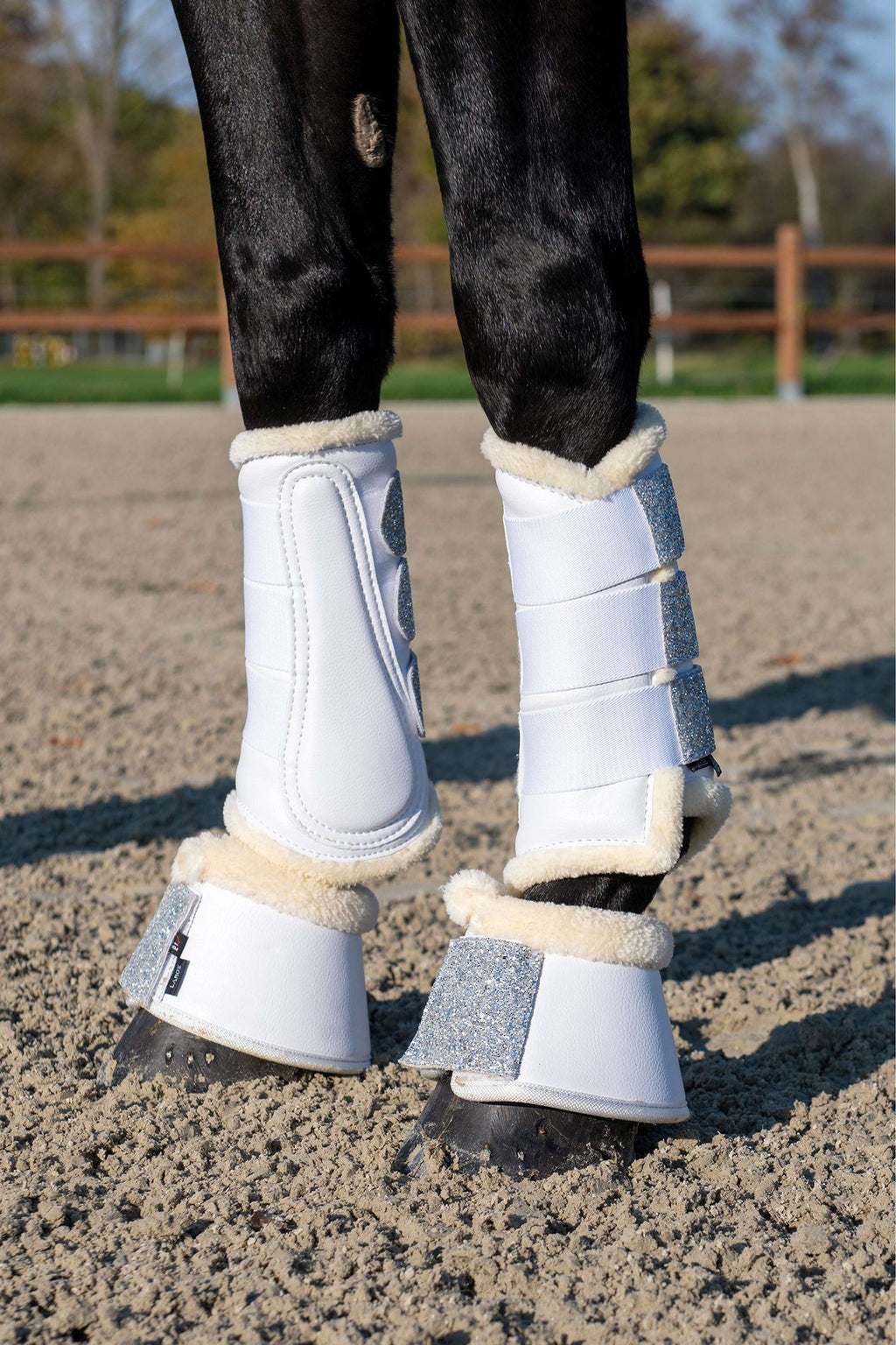 HKM Leg protection Sparkle White