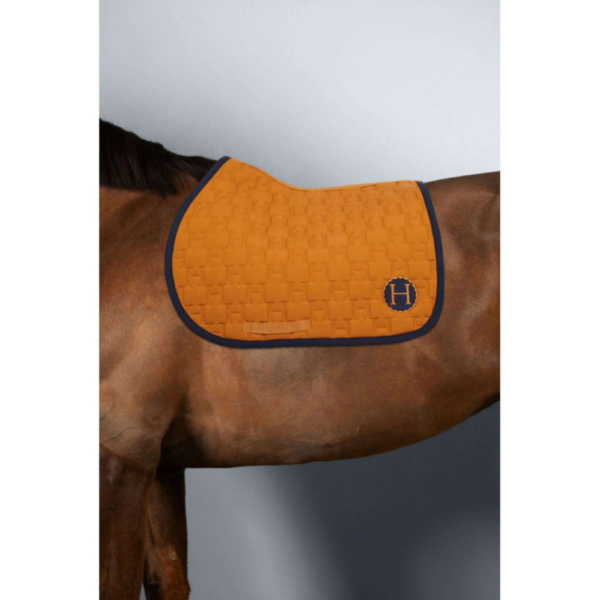 Harcour Saddlepad Salva Dressage Golden yellow