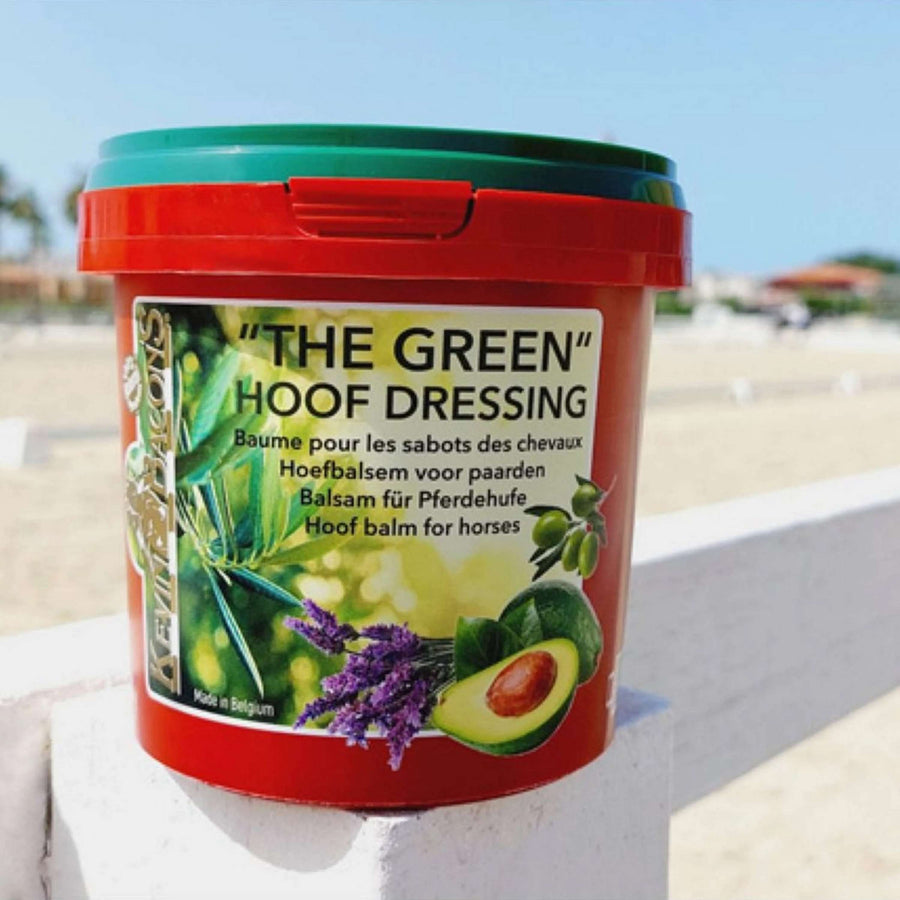 Kevin Bacon's Hoof Dressing The Green""