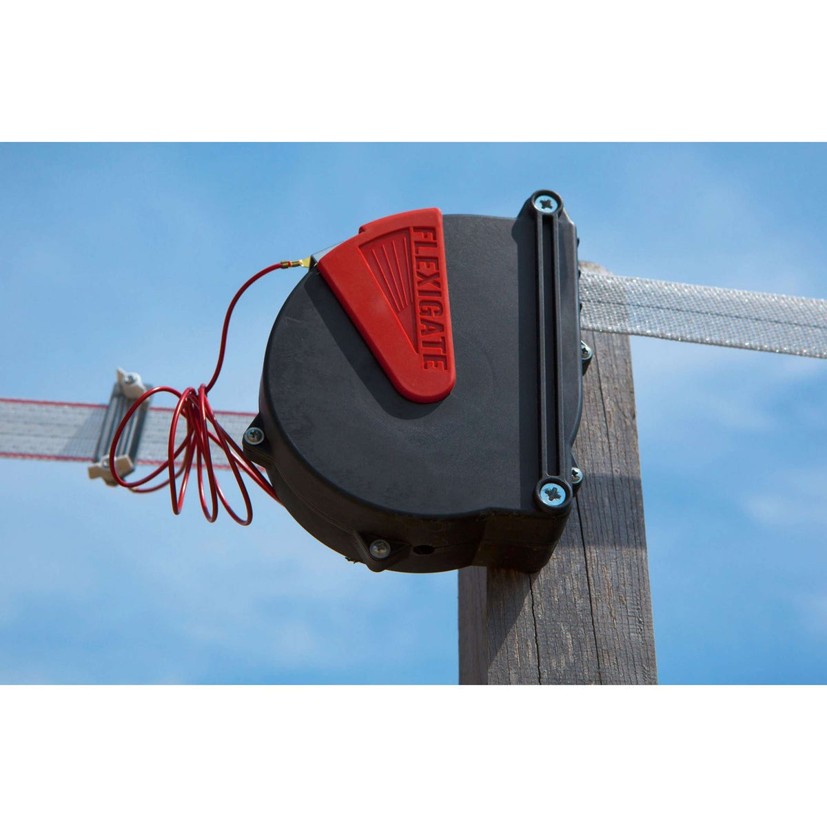 Ako Flexigate Gate System with Tape Red