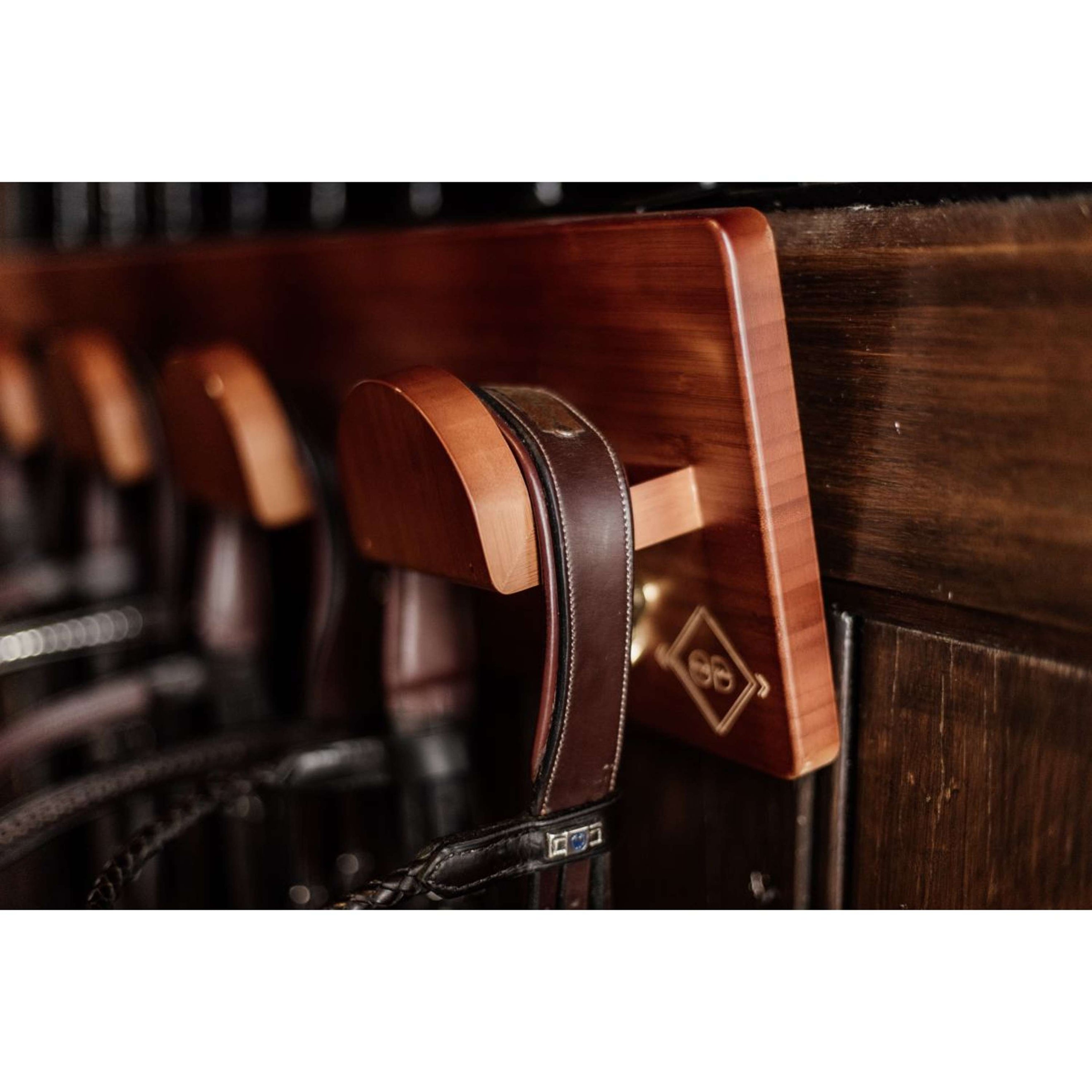 Grooming Deluxe by Kentucky Bridle Pendant Grooming Deluxe by Kentucky Bridle Pendant