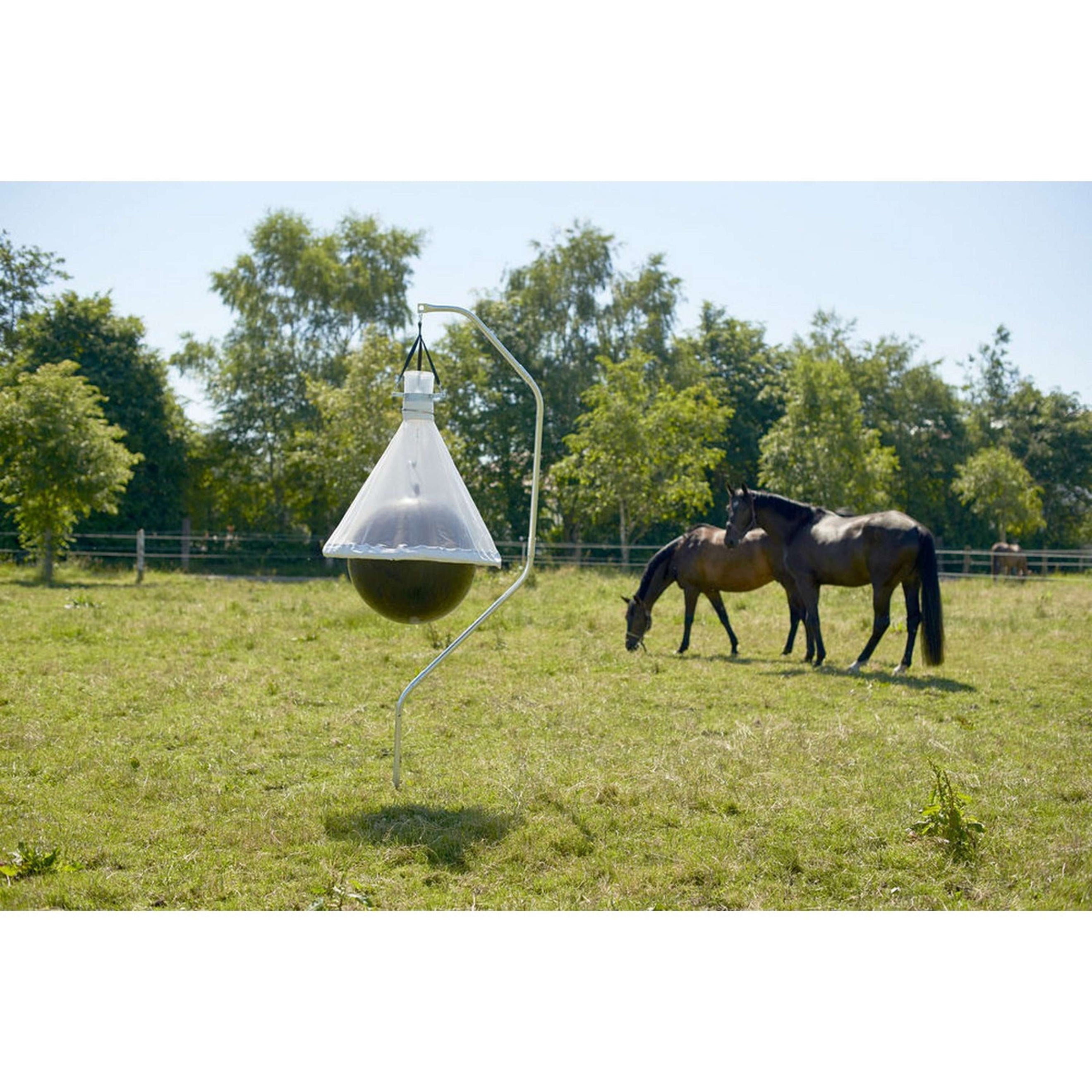 Kerbl Ground bracket for TaonX and HayBag Kerbl Ground bracket for TaonX and HayBag