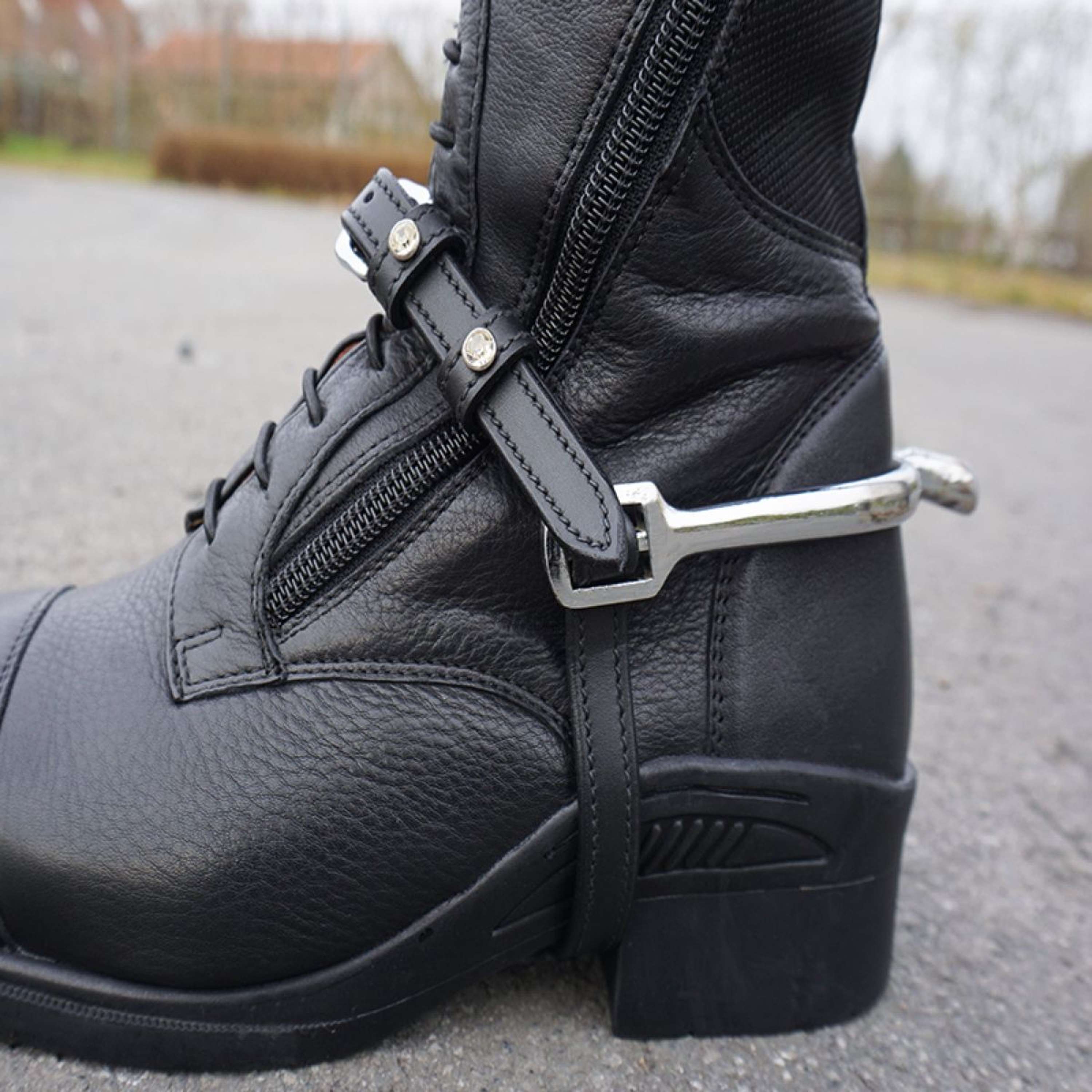 Kavalkade Spur Straps Crystal Black