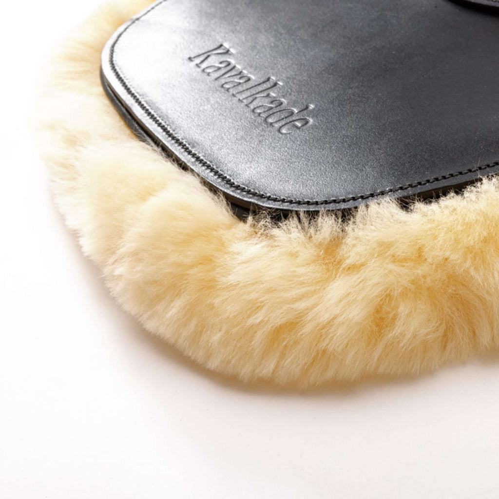 Kavalkade Girth Excellence with Lambswool Black