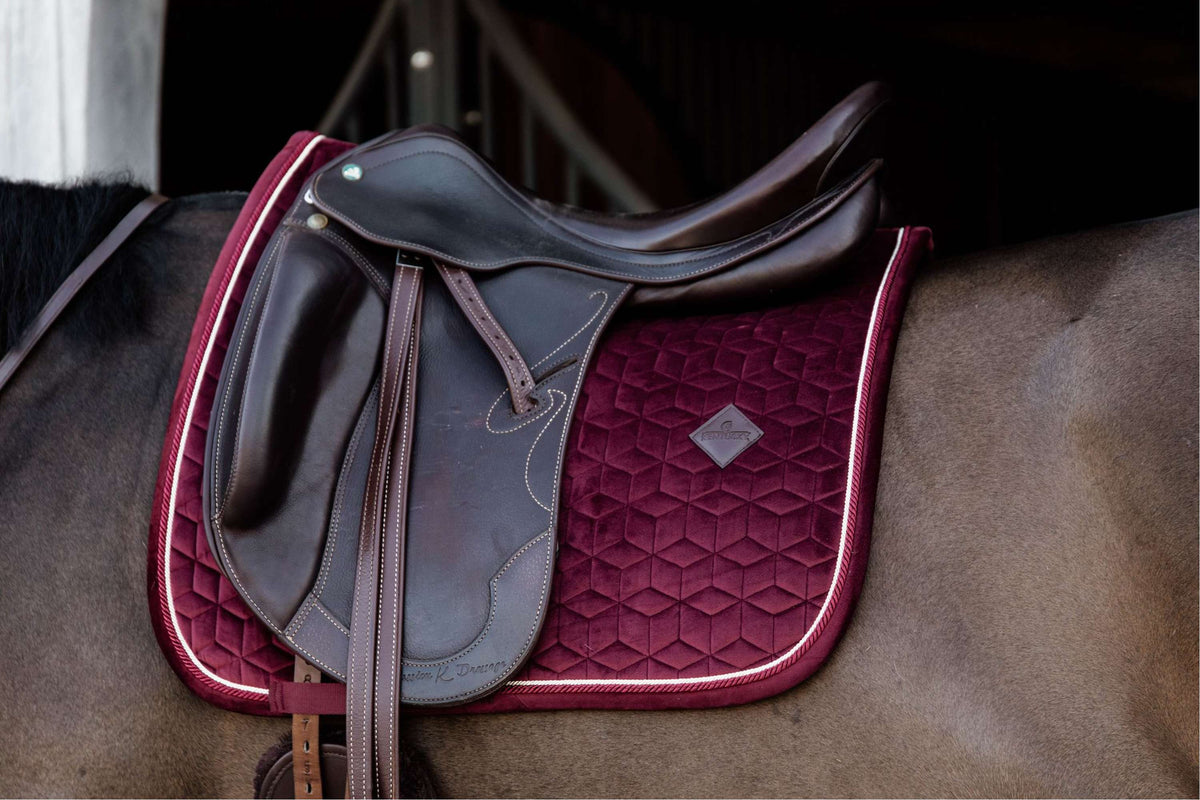 Kentucky Saddlepad Velvet Dressage Bordeaux