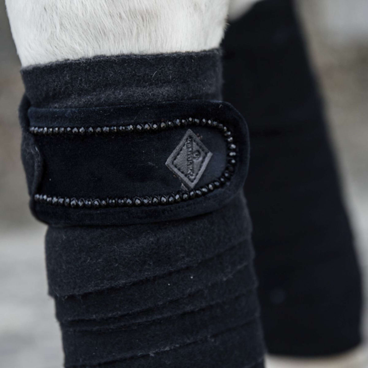 Kentucky Bandages Polar Fleece Velvet Pearls Black