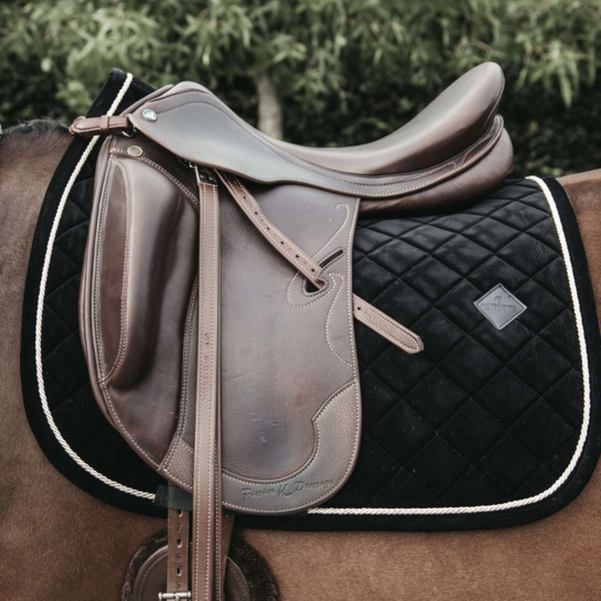 Kentucky Dressage Saddle Pad Corduroy Black