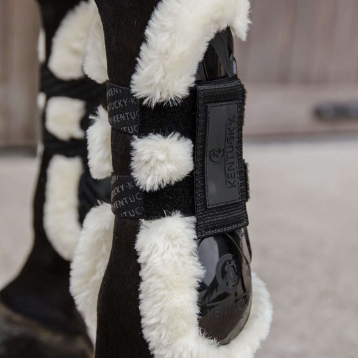 Kentucky Horsewear Tendon Boots Velcro Vegan Sheepskin Black