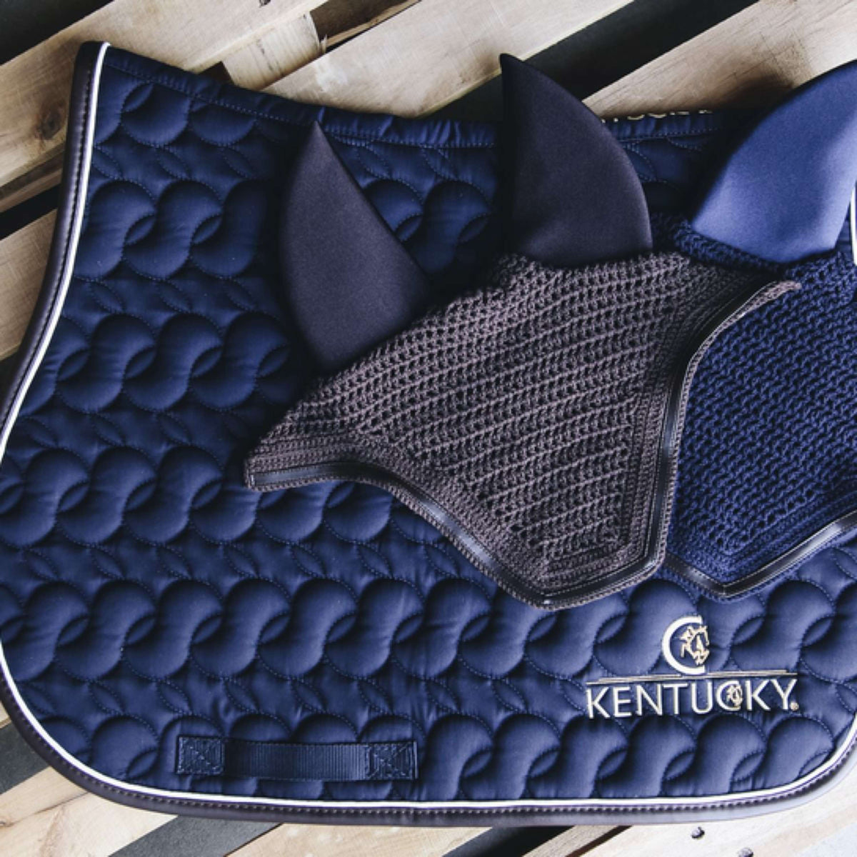 Kentucky Saddlepad Navy/White/Brown